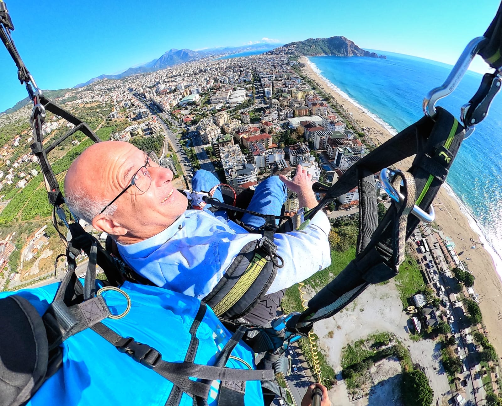 Alanya: Tandem Paragliding from 700m with hotel Pickup - image 6