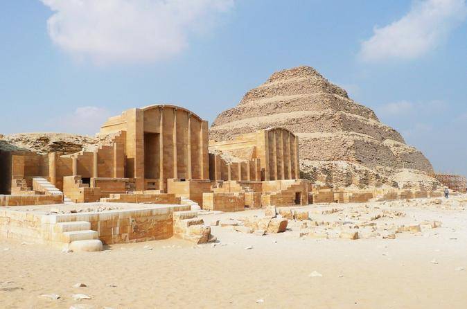 🌍 Day Tour to Egyptian Pyramids "Giza, Saqqara, Dahshur" - image 6