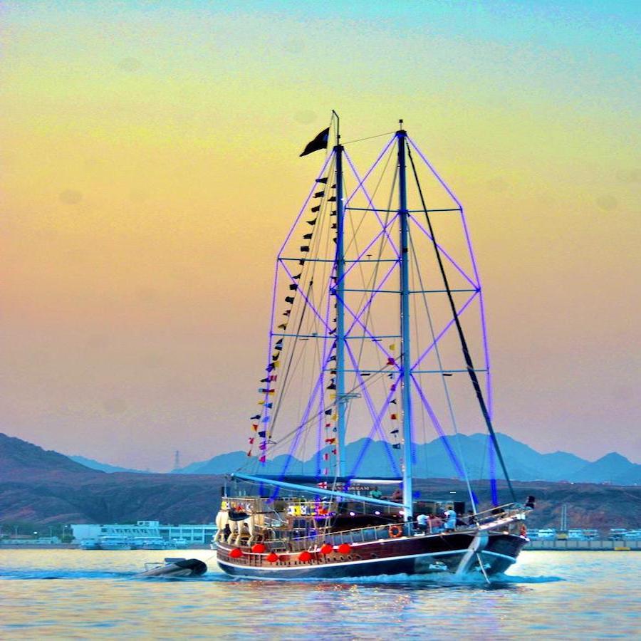 Evening Cruise on the Pirate Yacht "Sina Dream"