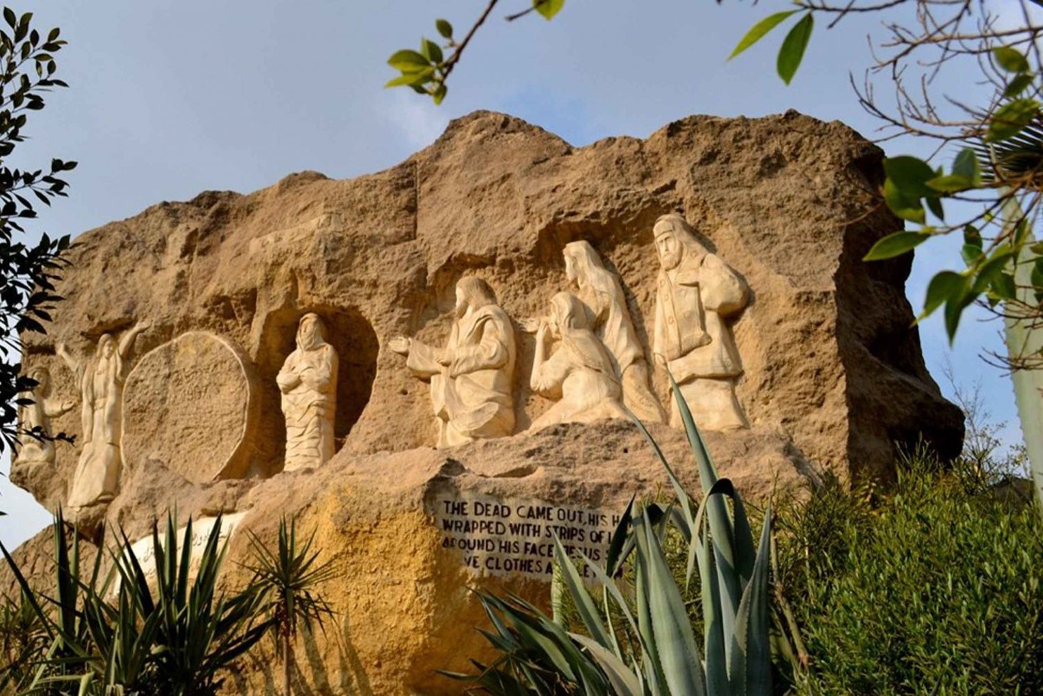 🕍 "In the Footsteps of the Holy Family: Christian Cairo"
