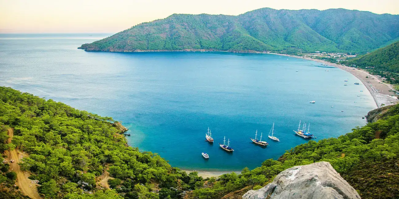Excursions from Kemer