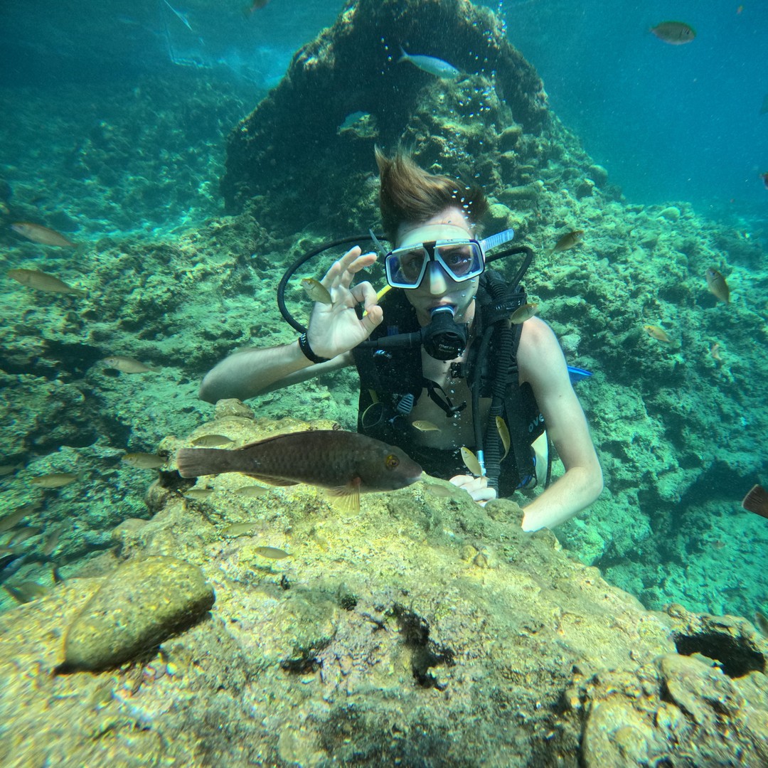 Alanya: Scuba Diving with Pickup, Lunch, and 2 Dives
