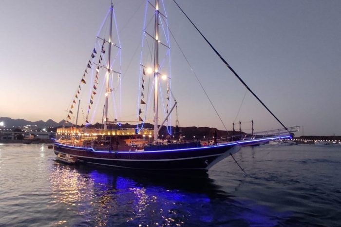 Evening Cruise on the Pirate Yacht "Sina Dream"